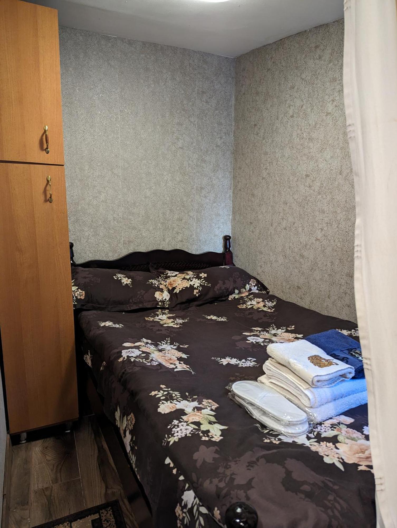 טביליסי Cute&Tiny -5 Minutes Walk From Marjanishvili Metro מראה חיצוני תמונה